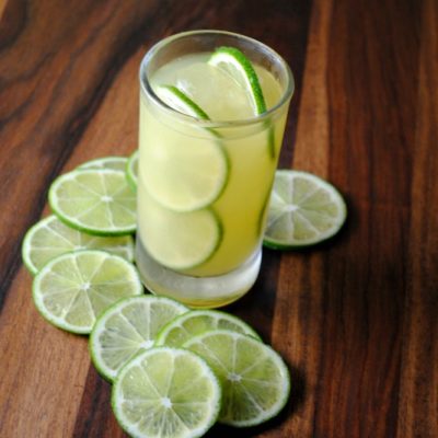 Coctel de Piña y Limón con Tequila